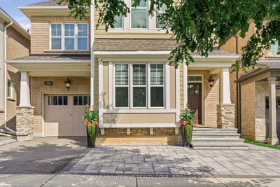 290 Wisteria Way • Oakville, ON photo 3