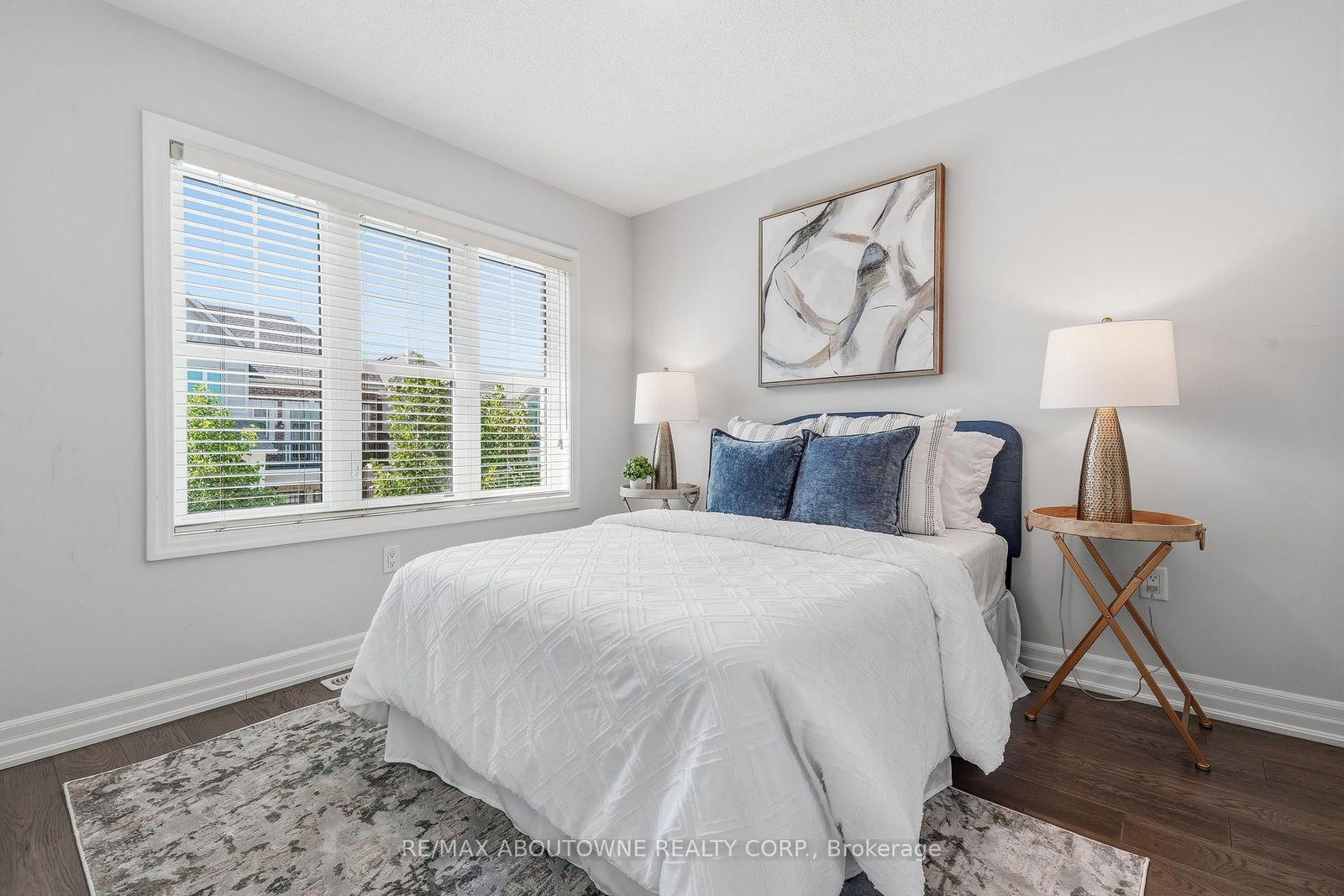 290 Wisteria Way • Oakville, ON photo 38