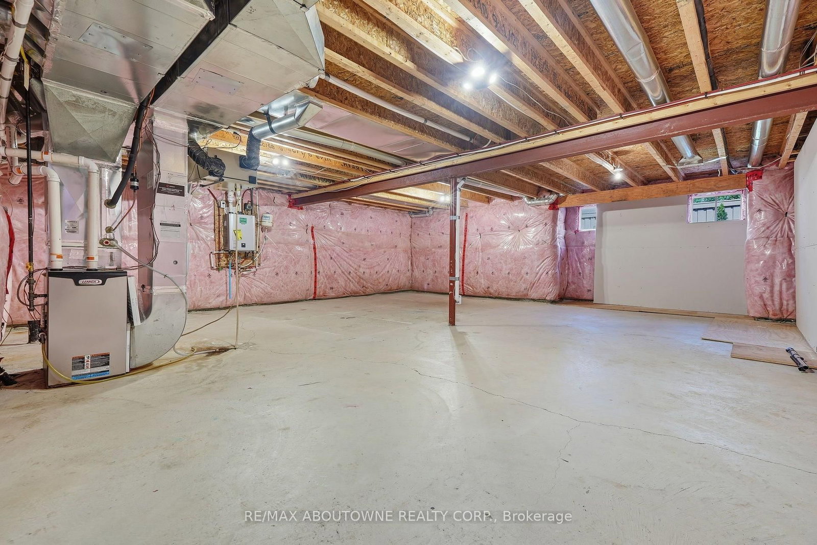 290 Wisteria Way • Oakville, ON photo 43