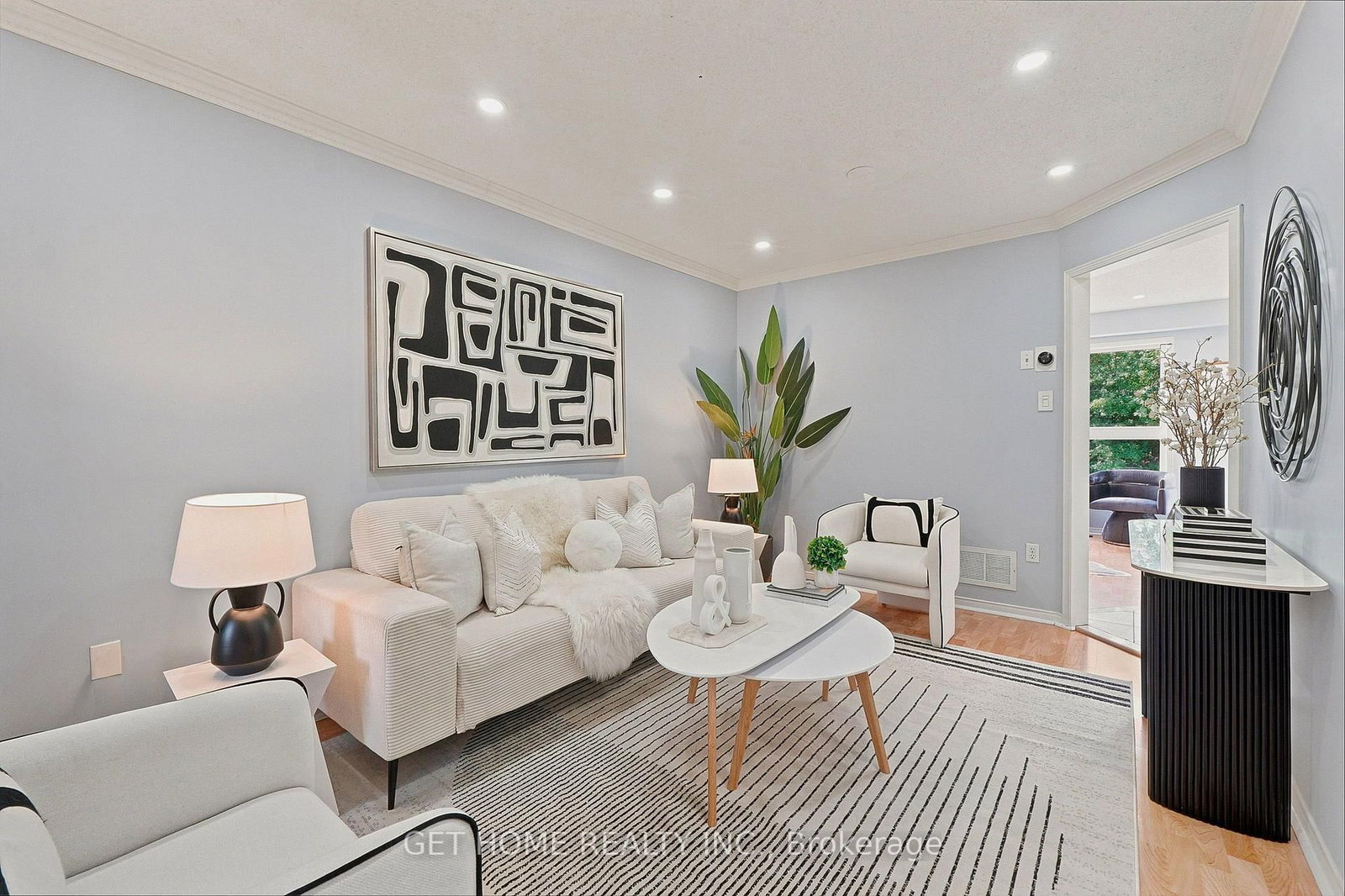 50 Willow Park Drive • Brampton, ON photo 4