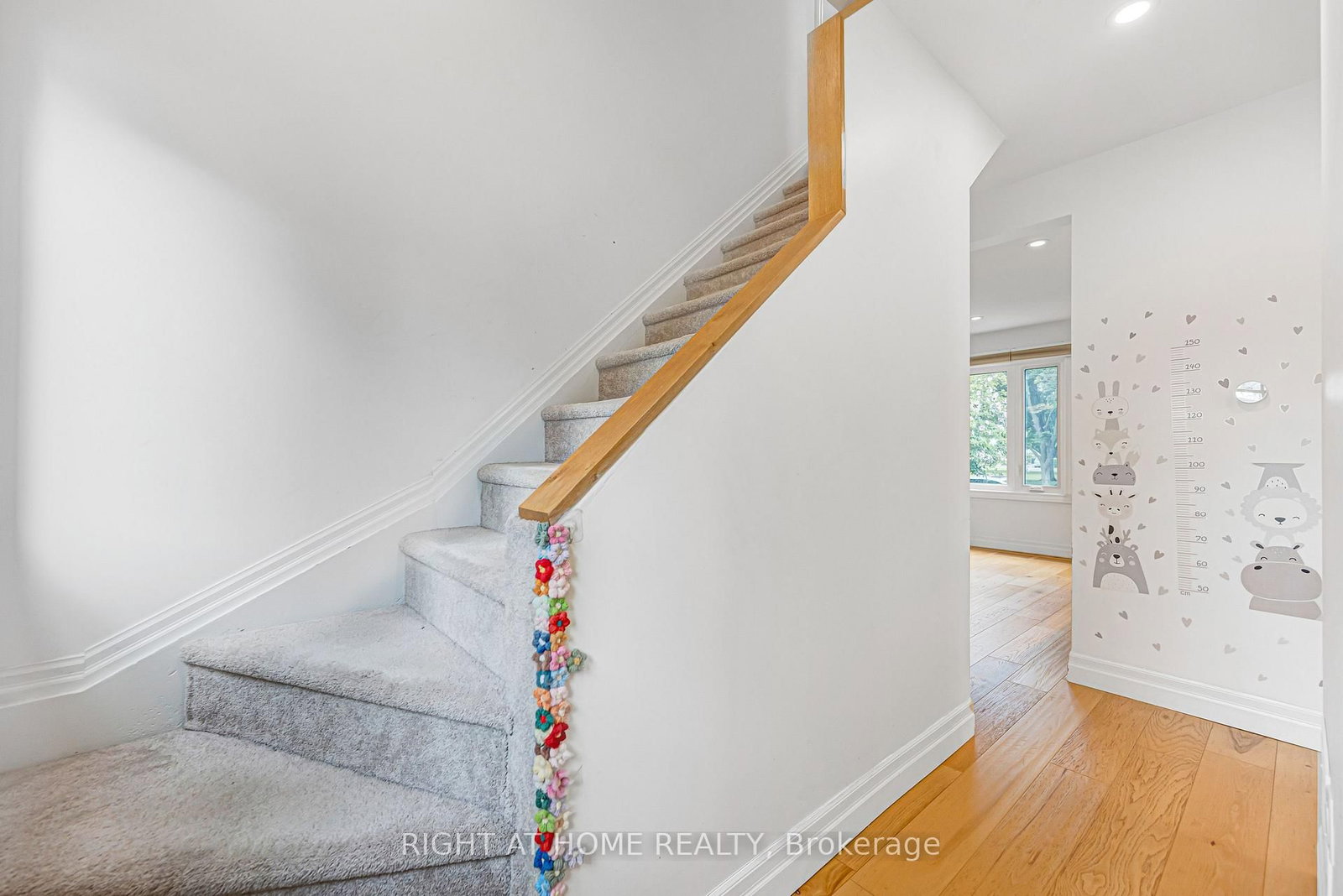 121 Hearst Circle • Toronto, ON photo 21