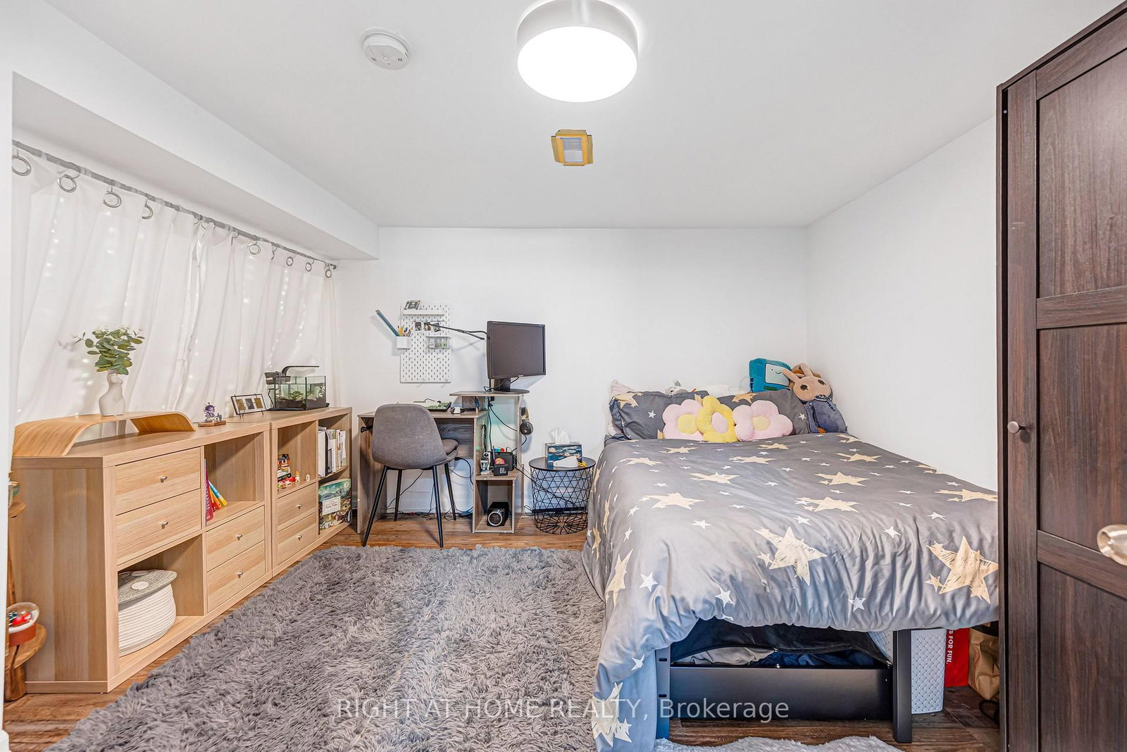 121 Hearst Circle • Toronto, ON photo 31