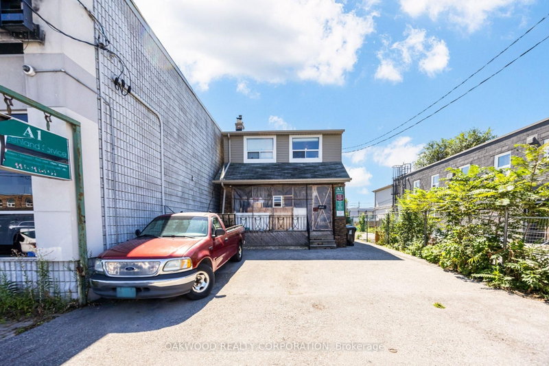 2449 ST CLAIR Avenue, Toronto