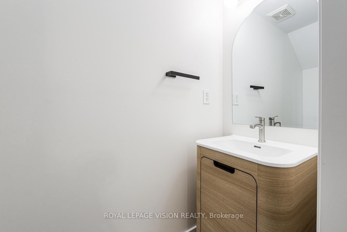 2614 Dashwood Drive • #40 • Oakville, ON photo 10