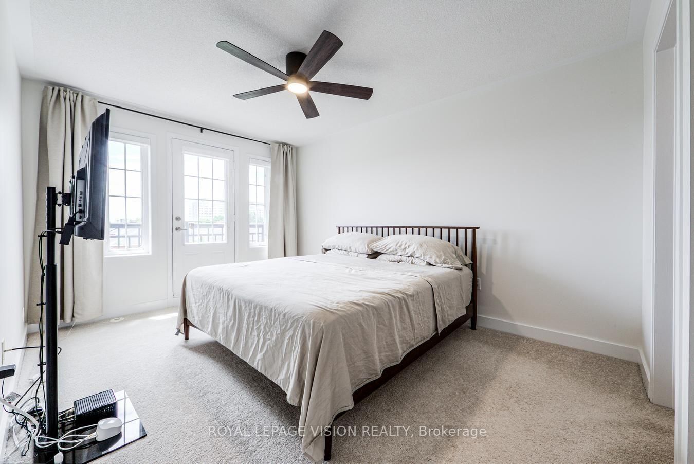 2614 Dashwood Drive • #40 • Oakville, ON photo 11