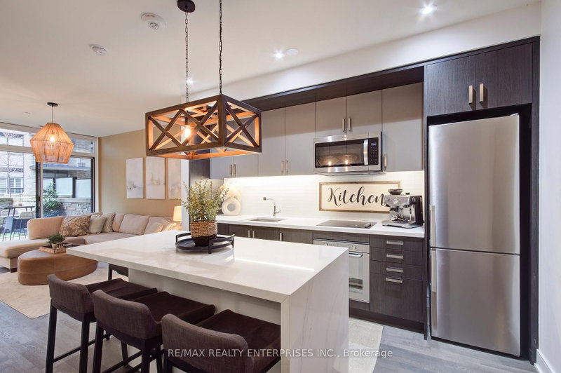 GR45 - 1575 Lakeshore Road W