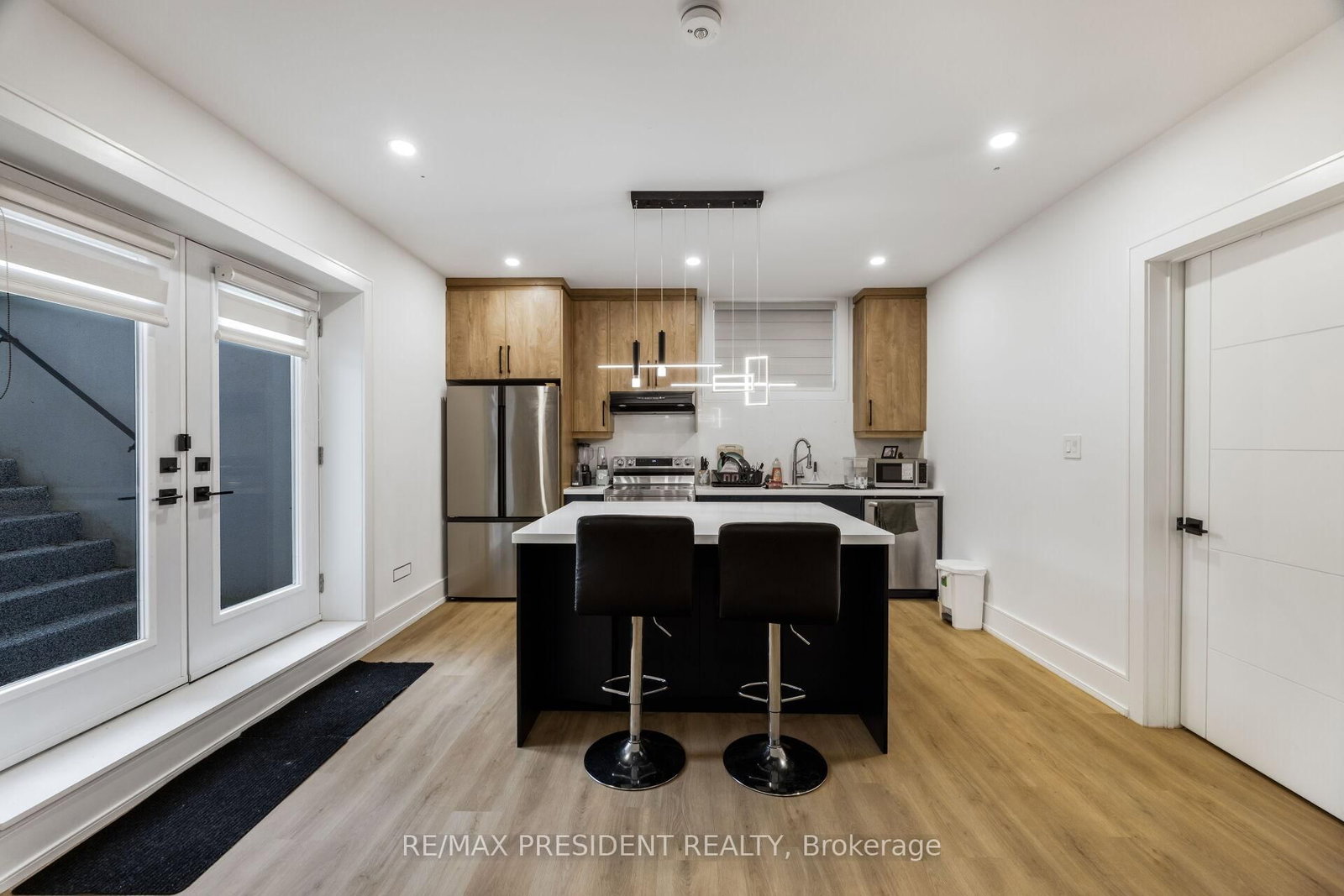 1081 Ogden Avenue - Photo 44