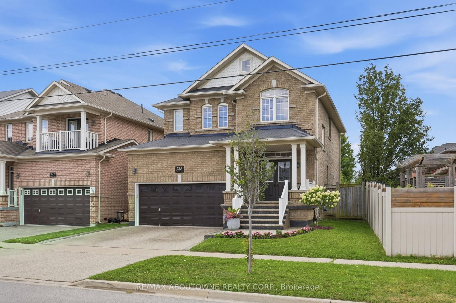 Detached House for sale at 738 Fourth Line, Milton, Ontario, L9T 7E4 - Beaty - MLS: W13699370
