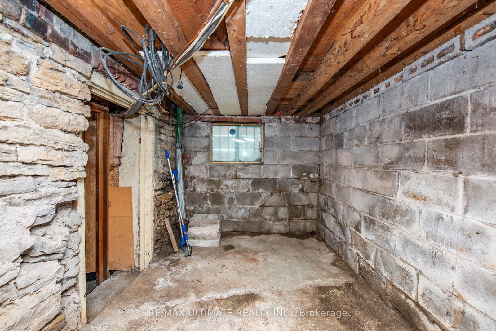 Listing Image 35