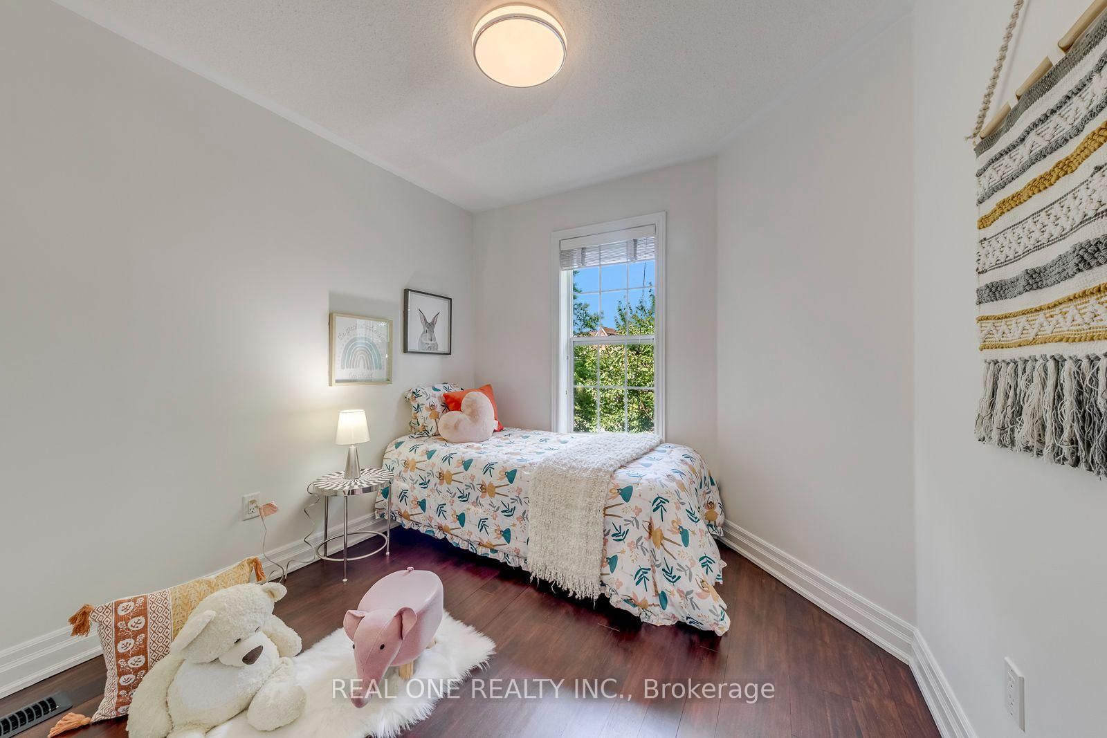 3486 Eglinton Ave, Mississauga, view 39