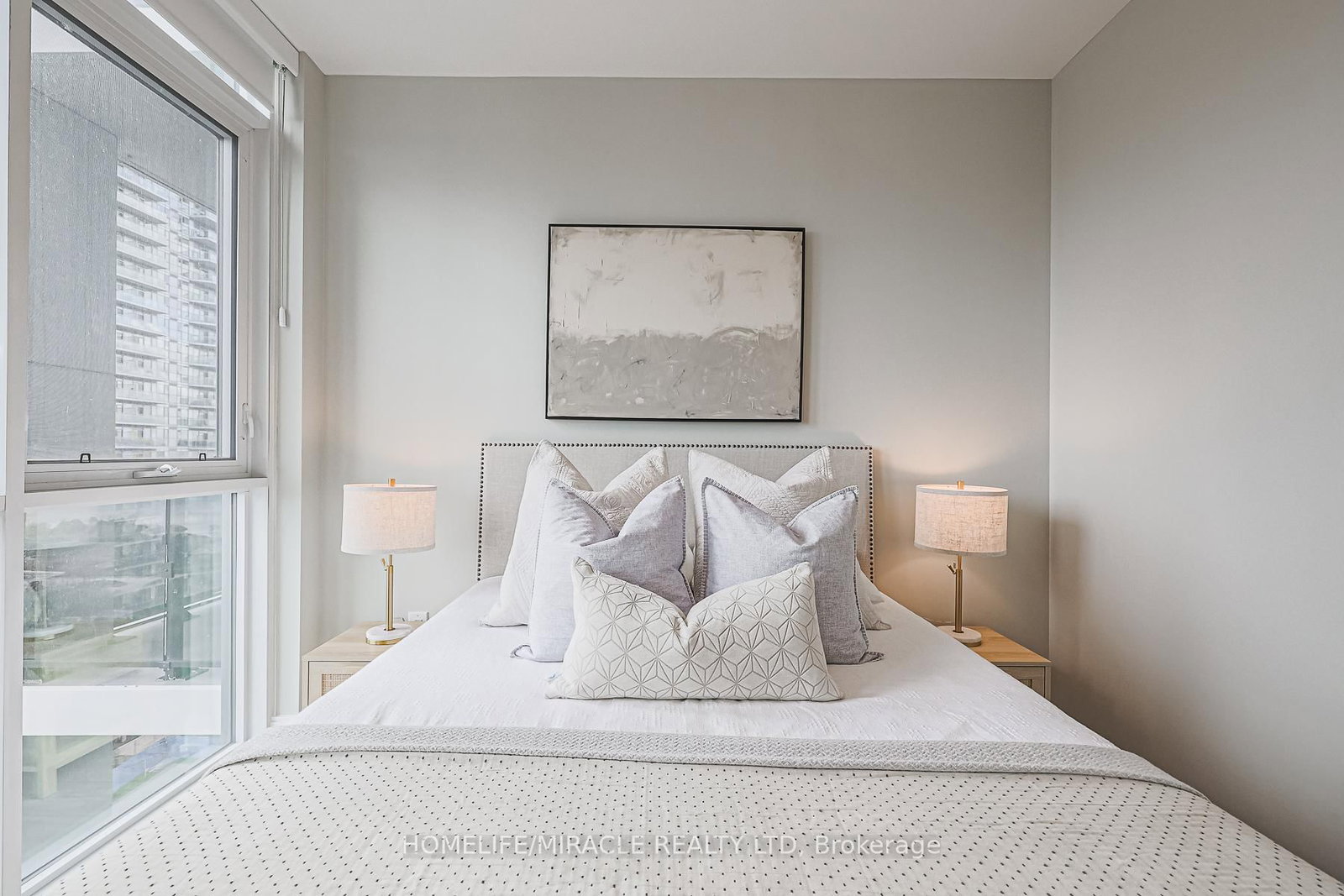 65 Annie Craig Drive • #1110 • Toronto, ON photo 24