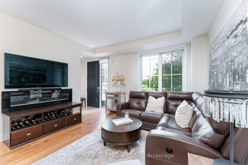 1180 Cawthra Mississauga,ON L5G 0A5 — Photo 12