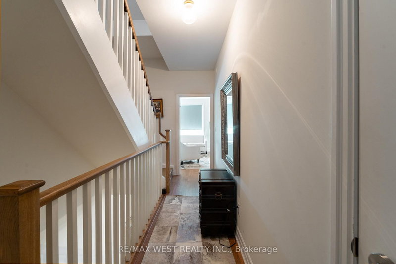 1180 Cawthra Mississauga,ON L5G 0A5 — Photo 18