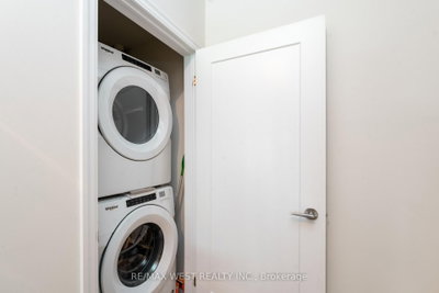 1180 Cawthra Mississauga,ON L5G 0A5 — Photo 19