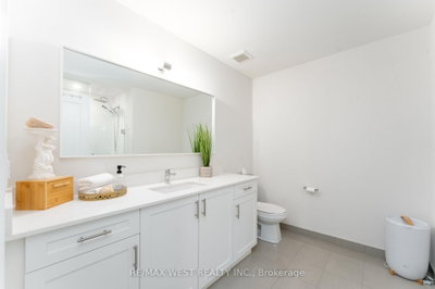 1180 Cawthra Mississauga,ON L5G 0A5 — Photo 23