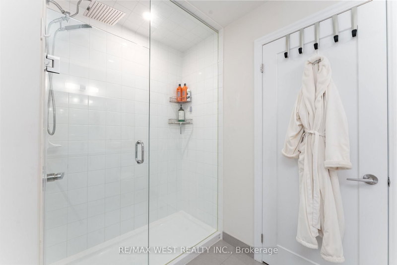1180 Cawthra Mississauga,ON L5G 0A5 — Photo 24
