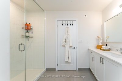 1180 Cawthra Mississauga,ON L5G 0A5 — Photo 25