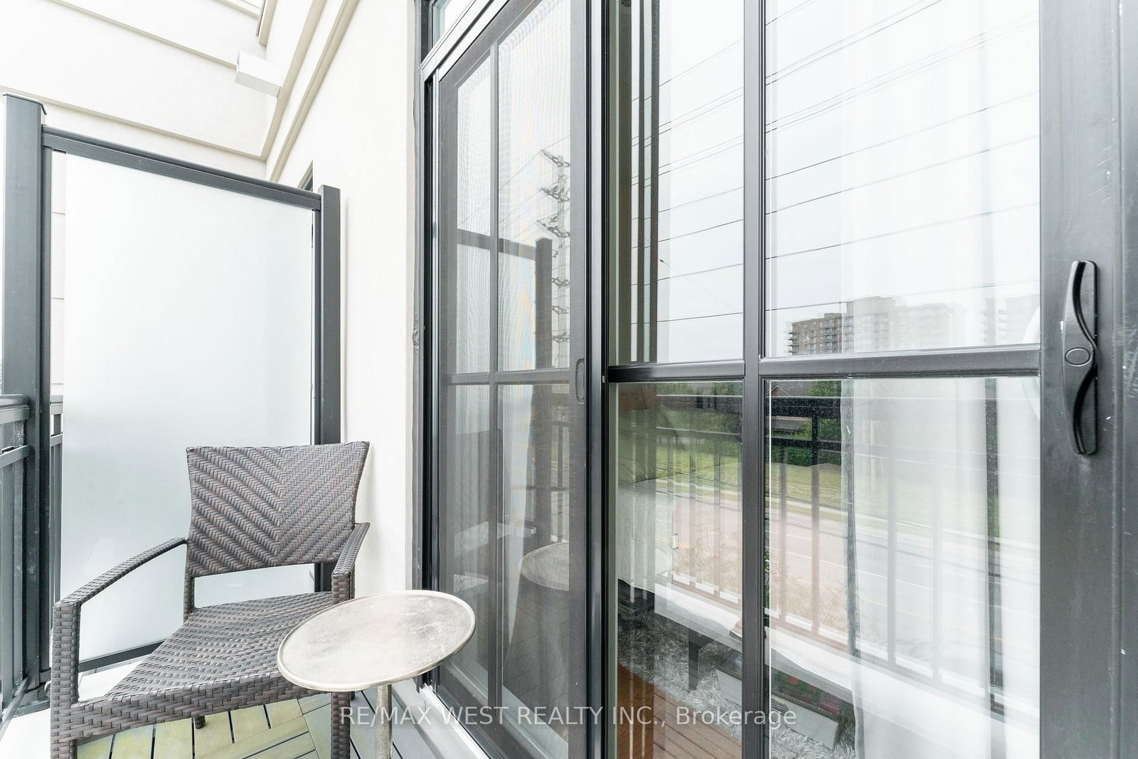 1180 Cawthra Mississauga,ON L5G 0A5 — Photo 32
