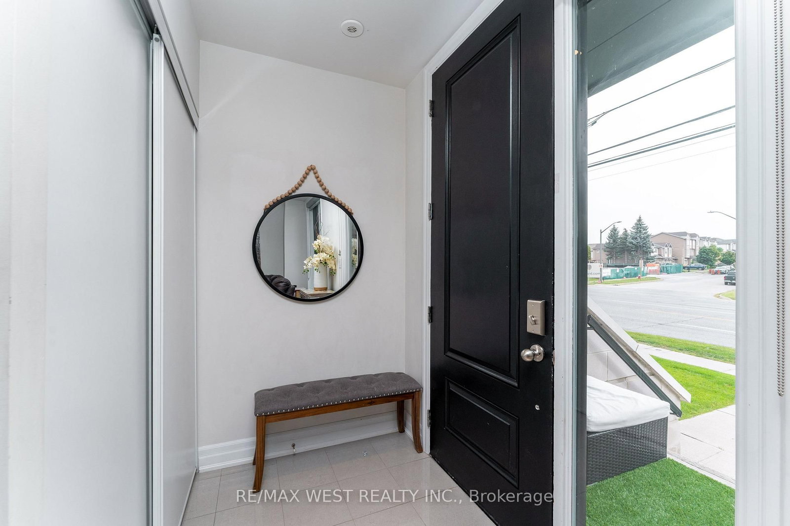 1180 Cawthra Mississauga,ON L5G 0A5 — Photo 9