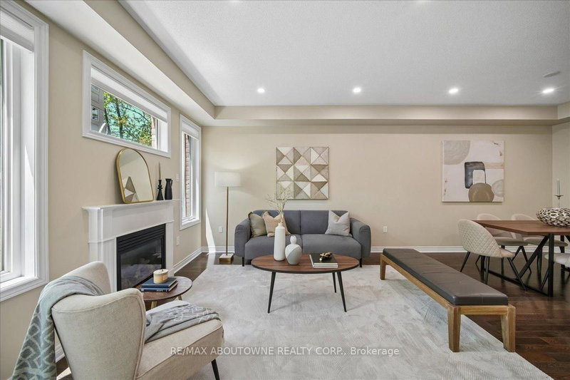 2020 Colonel William Oakville,ON L6M 0L9 — Photo 11