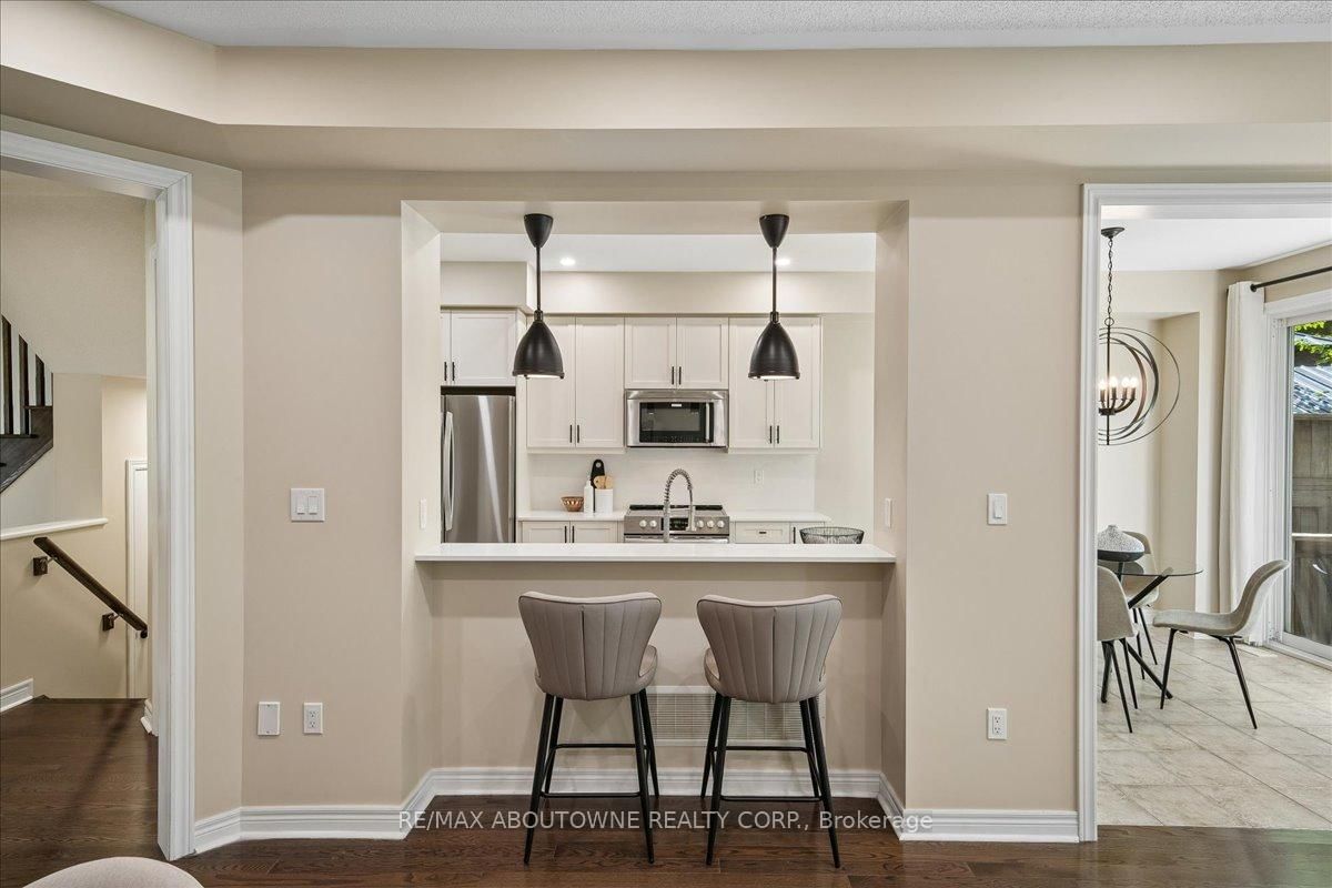 2020 Colonel William Oakville,ON L6M 0L9 — Photo 14