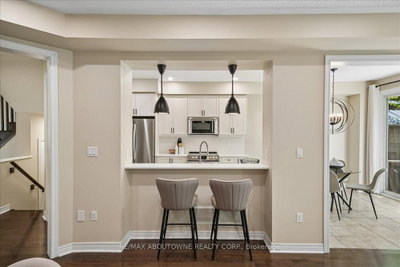 2020 Colonel William Oakville,ON L6M 0L9 — Photo 14