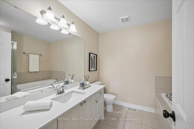 2020 Colonel William Oakville,ON L6M 0L9 — Photo 26