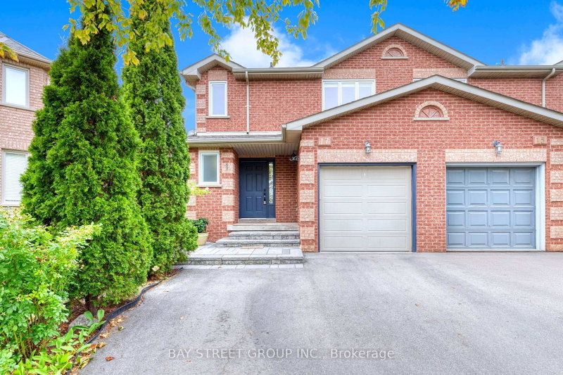 17 Inverhuron Trail