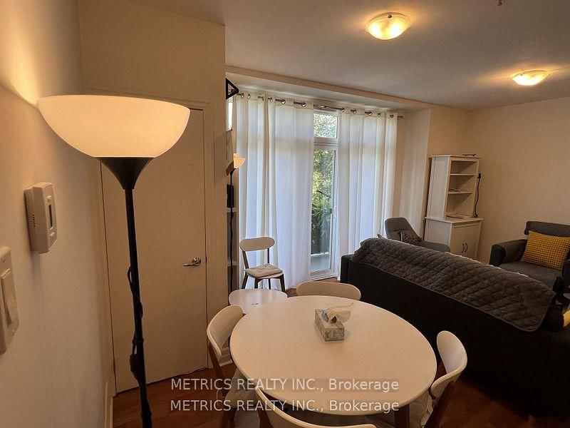 459 Kerr Oakville,ON L6K 3C2 — Photo 8