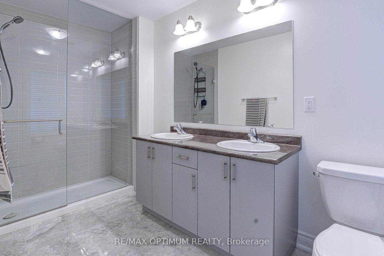 8583 Financial Drive • Brampton, ON photo 32