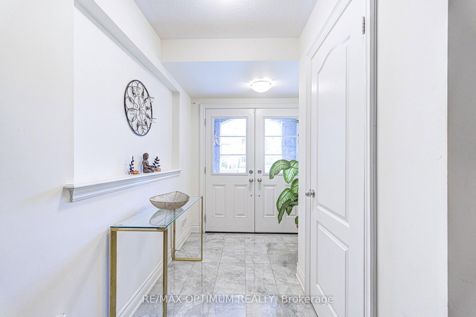 8583 Financial Drive • Brampton, ON photo 5