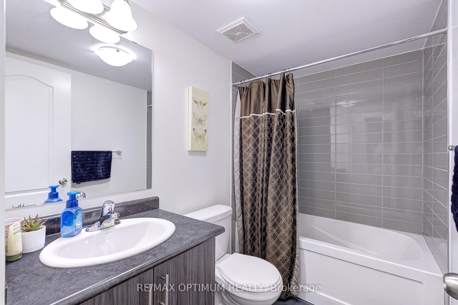 8583 Financial Drive • Brampton, ON photo 9