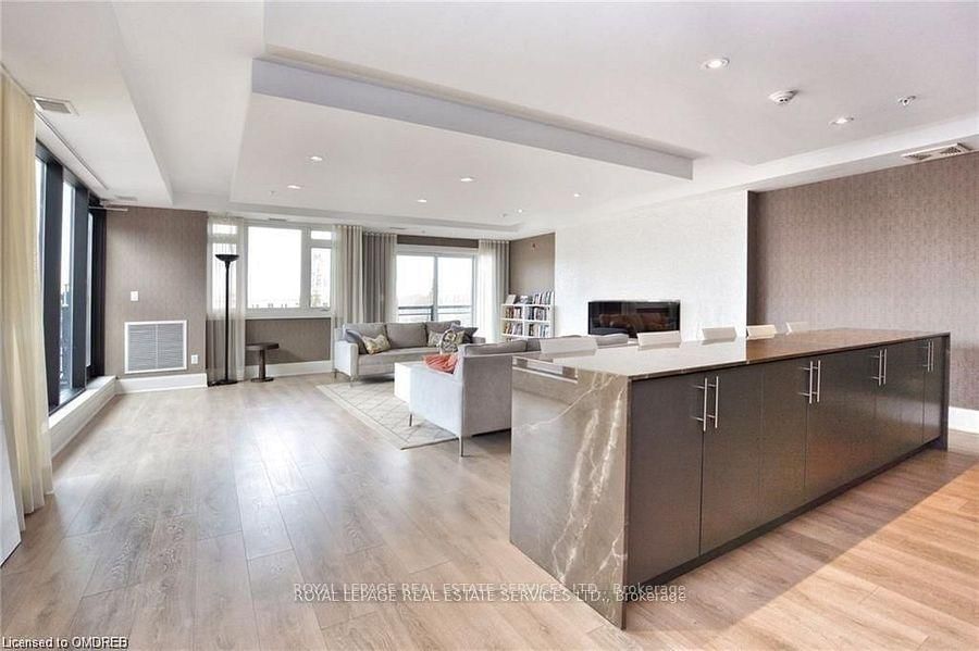 128 Garden Drive • #203 • Oakville, ON photo 17