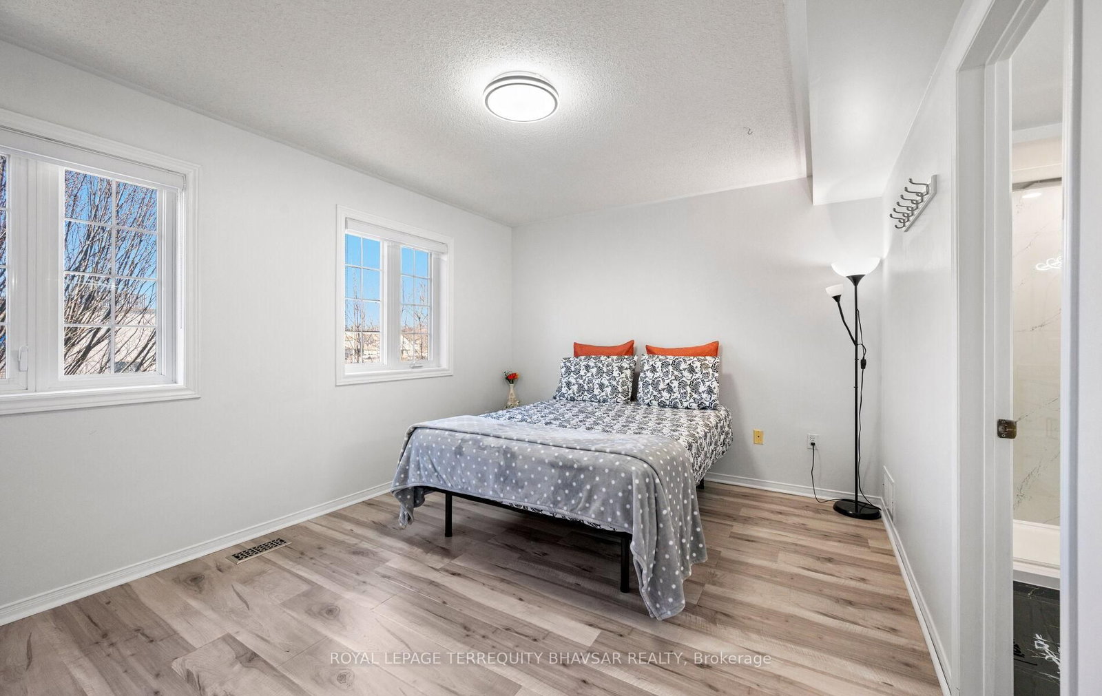 6830 Meadowvale Town Centre Circle • #48 • Mississauga, ON photo 22