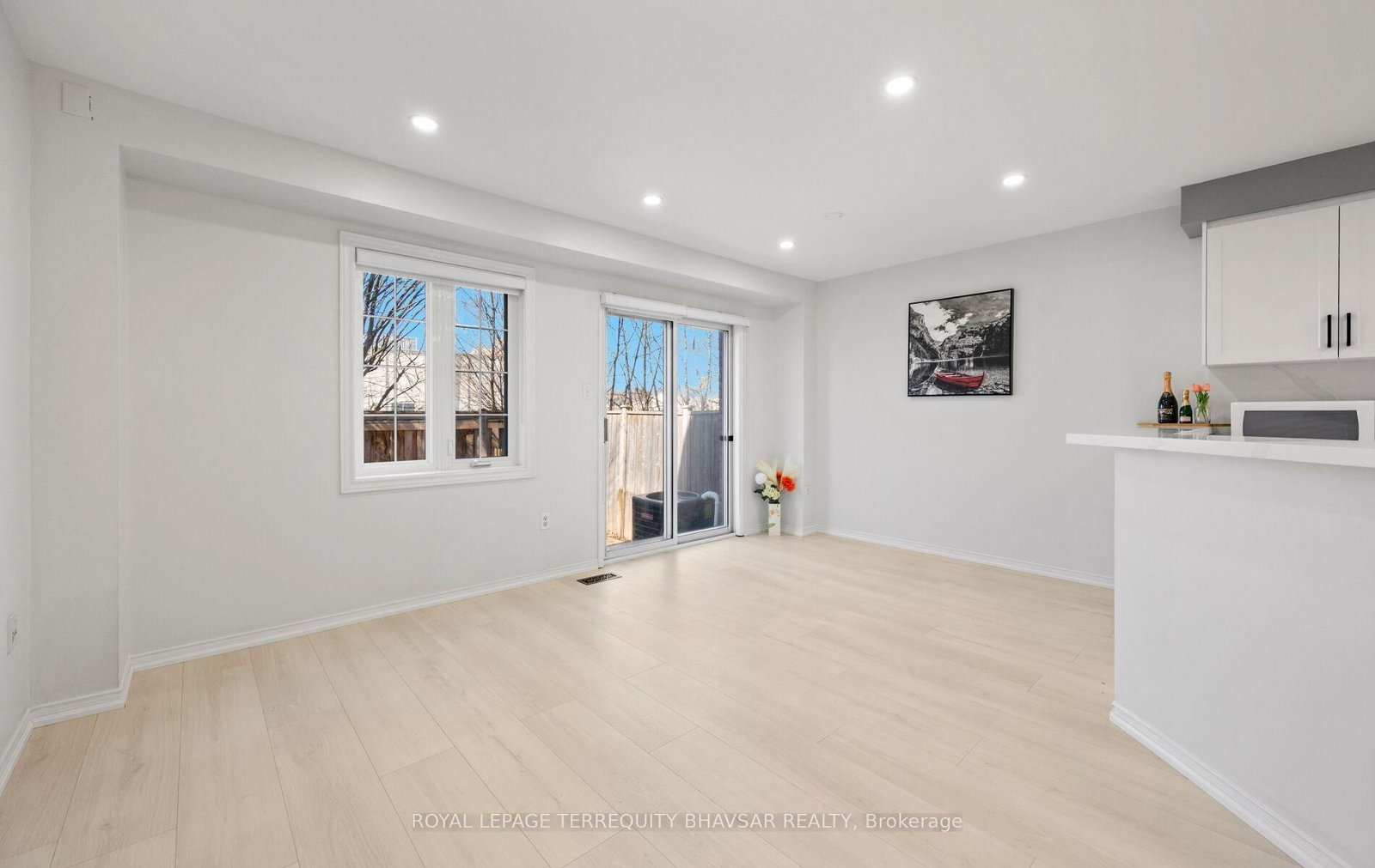 6830 Meadowvale Town Centre Circle • #48 • Mississauga, ON photo 9