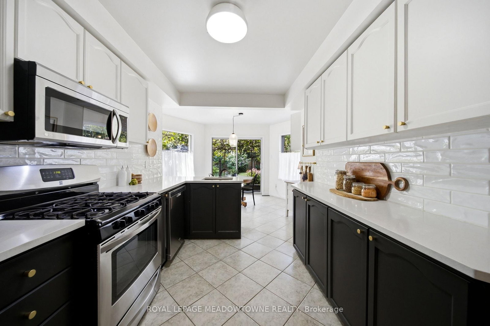 187 Barber Drive • Halton Hills, ON photo 15