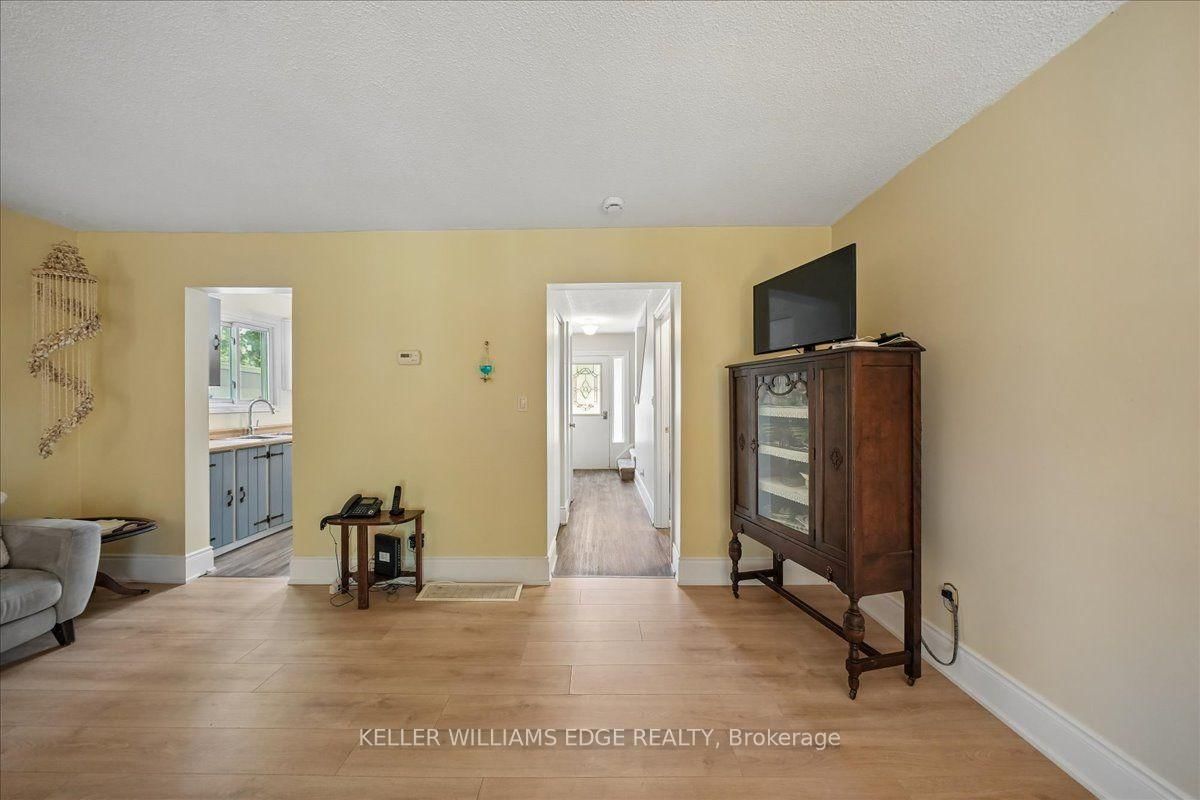 2320 Middlesmoor Crescent • Burlington, ON photo 24