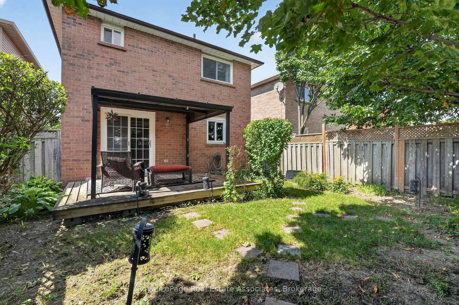 8 Horsham Street • Brampton, ON photo 48
