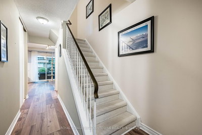 37 Salisbury Circle • Brampton, ON photo 7