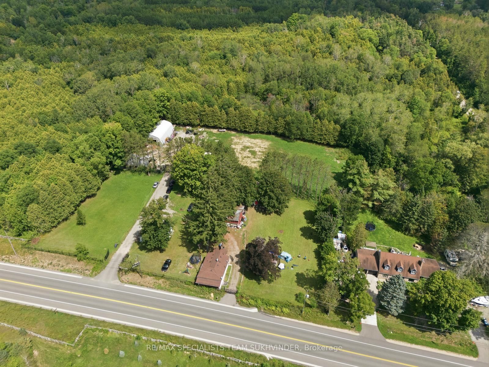 17043 The Gore Road • Caledon, ON photo 4