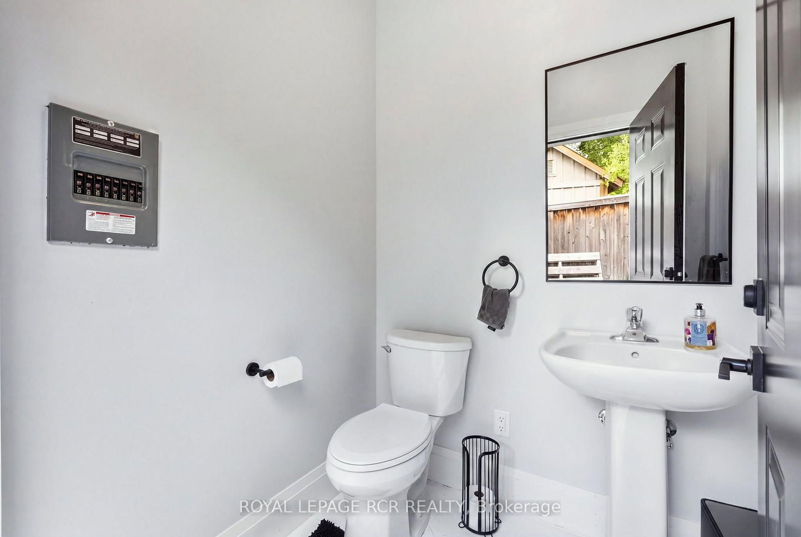 28 Billy Court • Caledon, ON photo 36