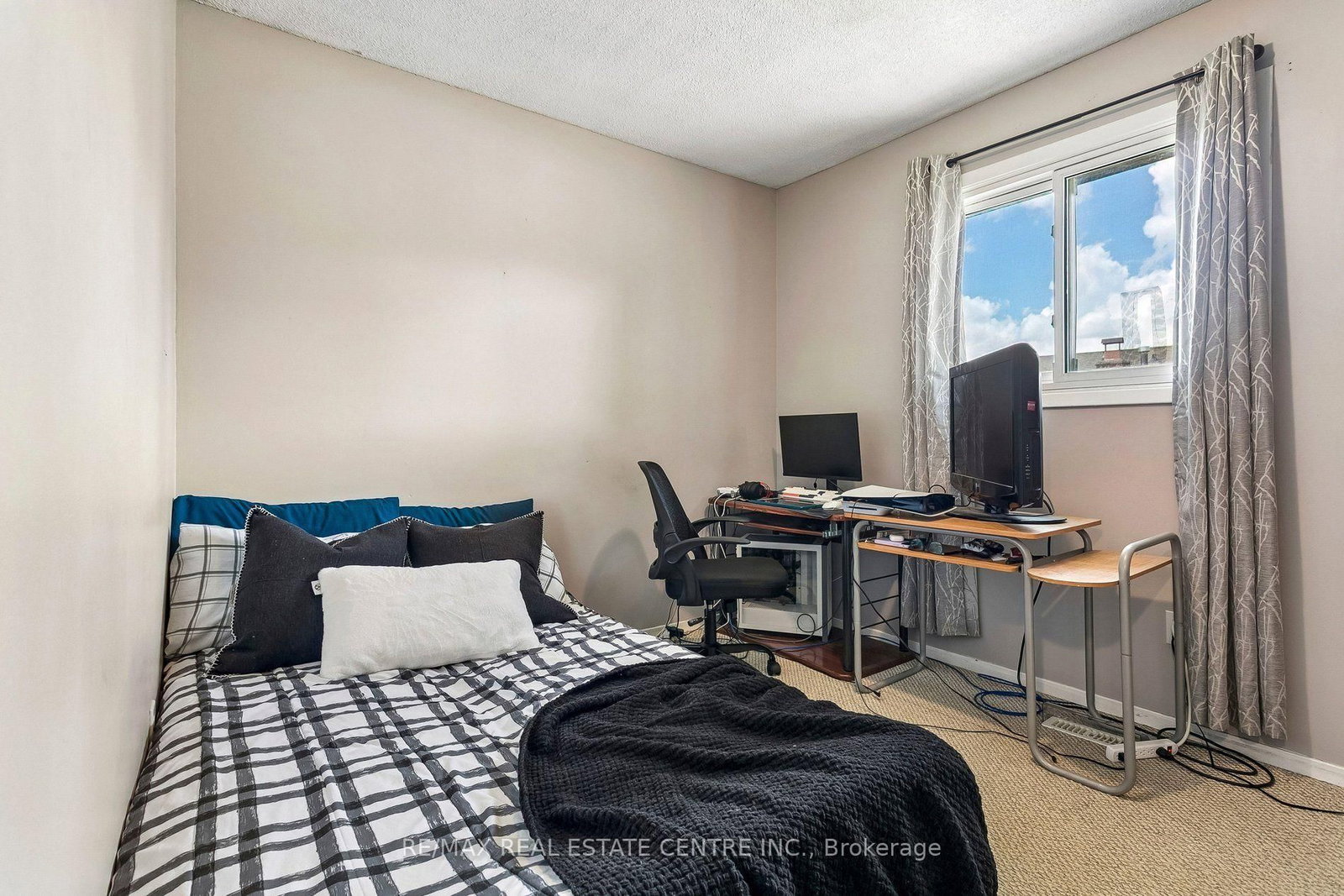5 Hockley Path • Brampton, ON photo 28