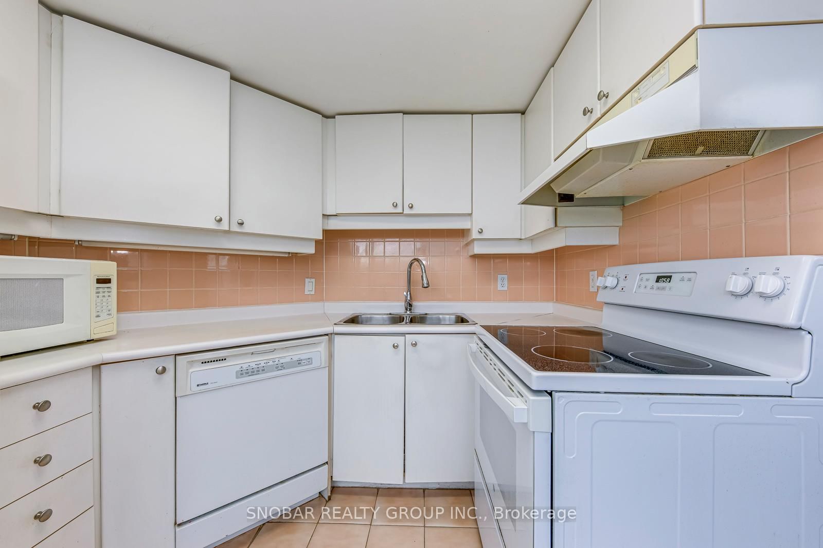 6 Humberline Drive • #206 • Toronto, ON photo 14