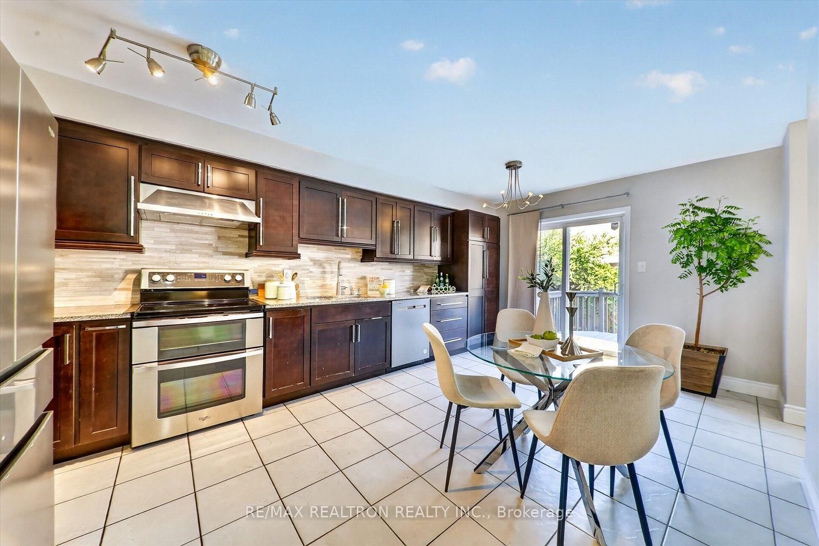 86 Tideland Drive • Brampton, ON photo 17