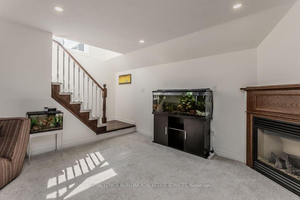 5316 Applegarth Drive • Burlington, ON photo 39