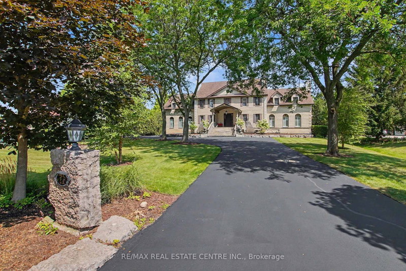 71 Mae Court