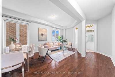 9 Goderich Drive • Brampton, ON photo 6