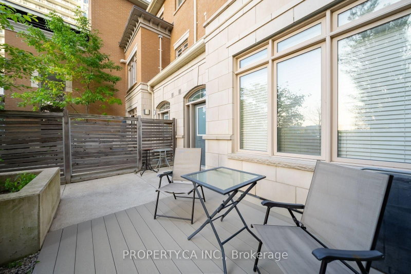 112 - 383 Prince Of Wales Drive