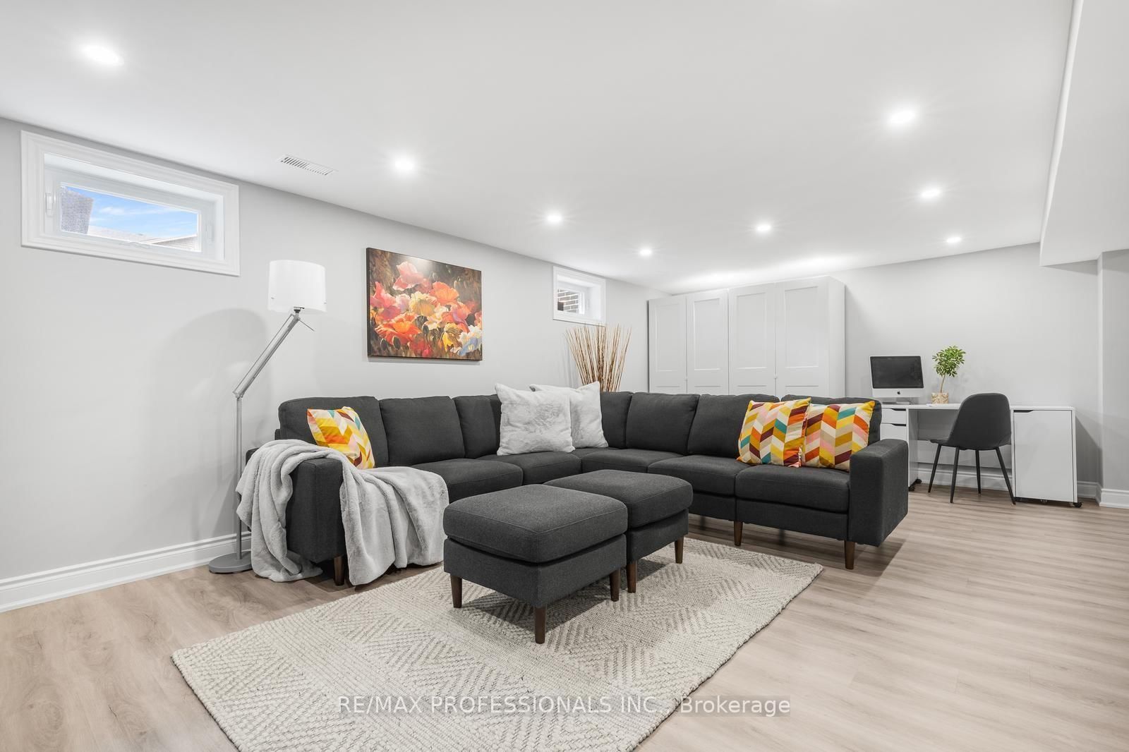 20 Hollister Road • Toronto, ON photo 28