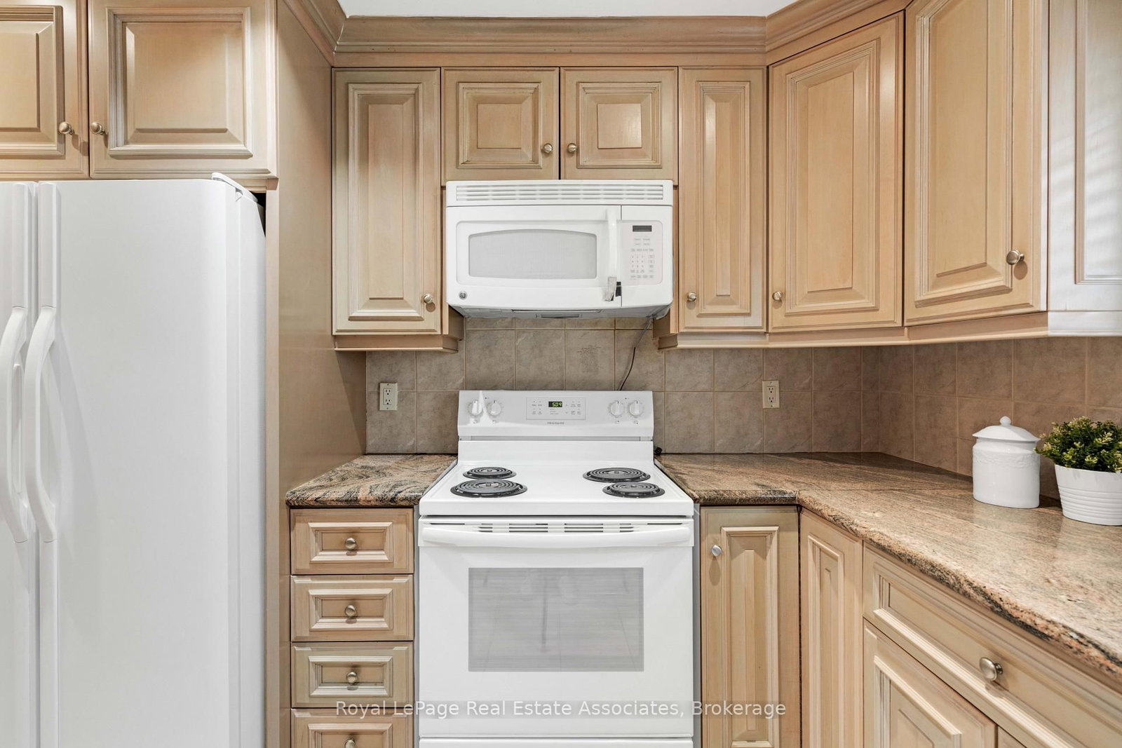 2535 Privet Crescent • Mississauga, ON photo 14